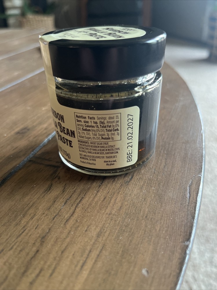 Trader Joe’s Bourbon Vanilla Bean Paste 4 oz Each Glass Bottle