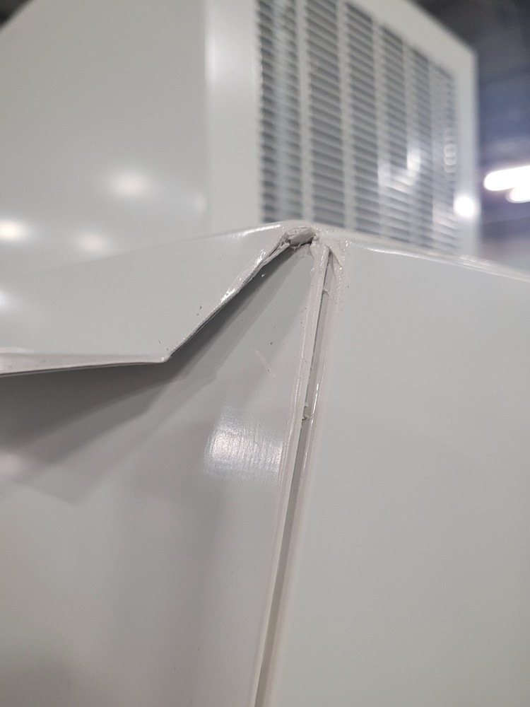 Polar Temp 380CWP Ice Merchandiser Scratch/Dent