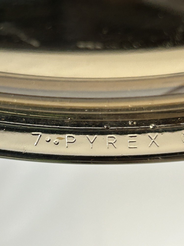 Pyrex Round Brown /Amber #7 Replacement Lid, good condition!