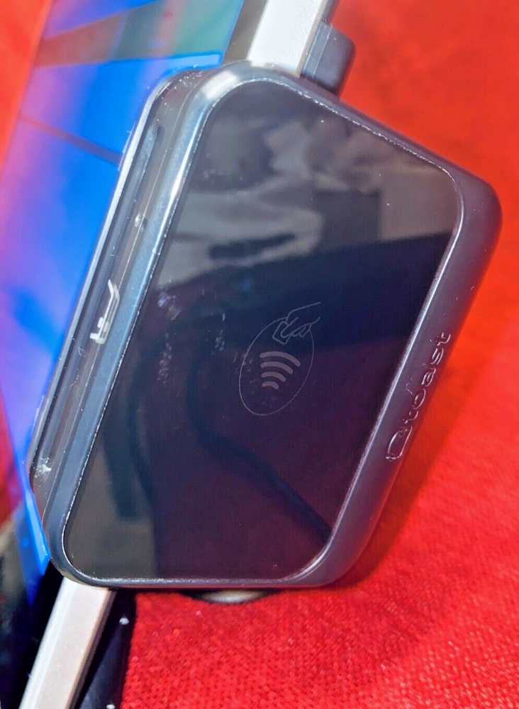 Toast Flex Touch Screen POS Data Processing System TT200 w/ Card Reader 0641