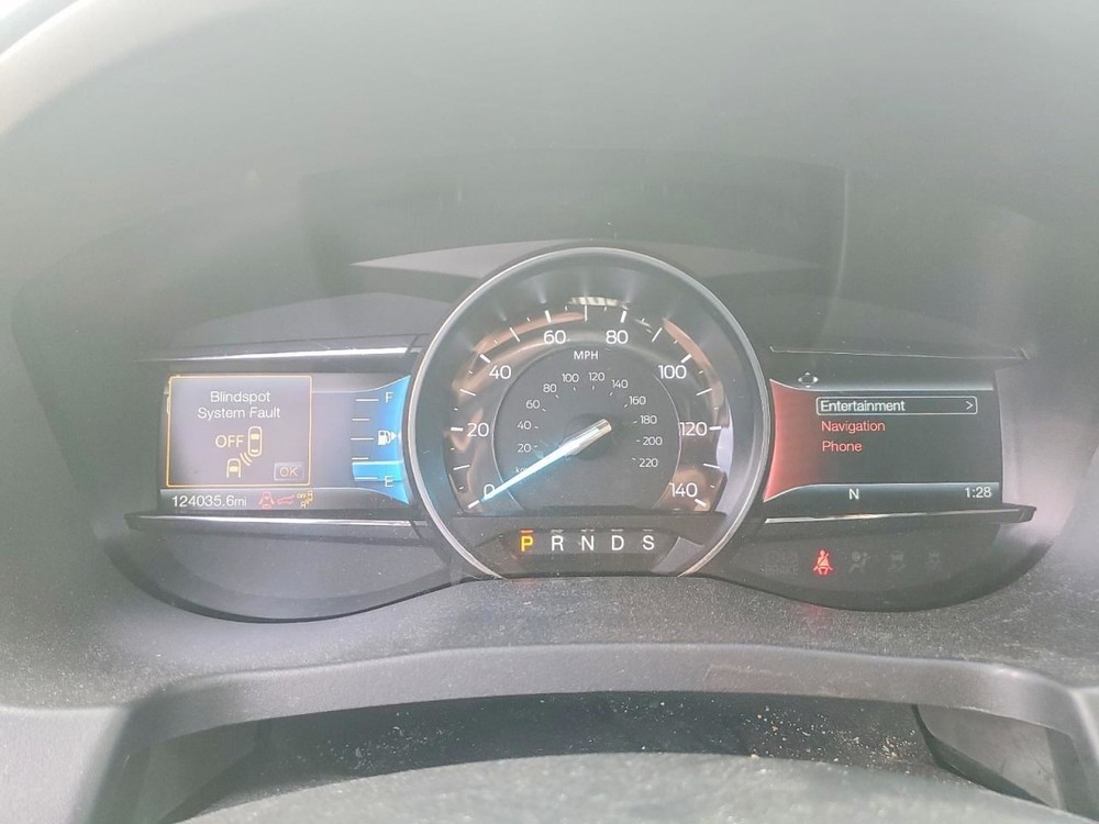 Fuse Box Engine Fits 17 EXPLORER 4951483