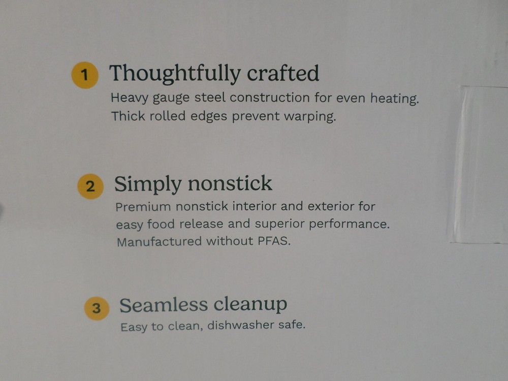 Cuisinart 6-Piece Classic Nonstick Bakeware Set