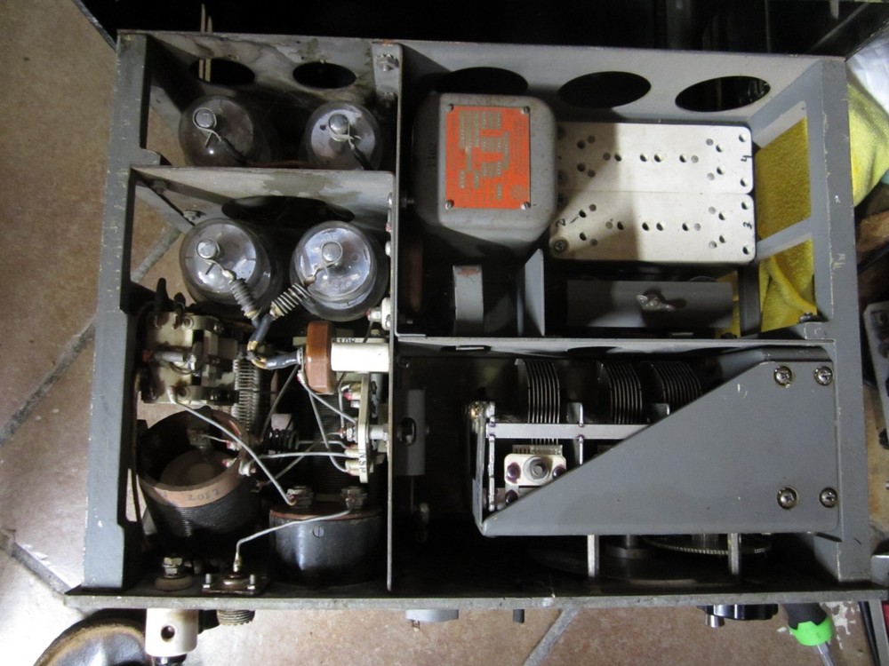 Collins COLLINS TCS-5 RADIO TRANSMITTER