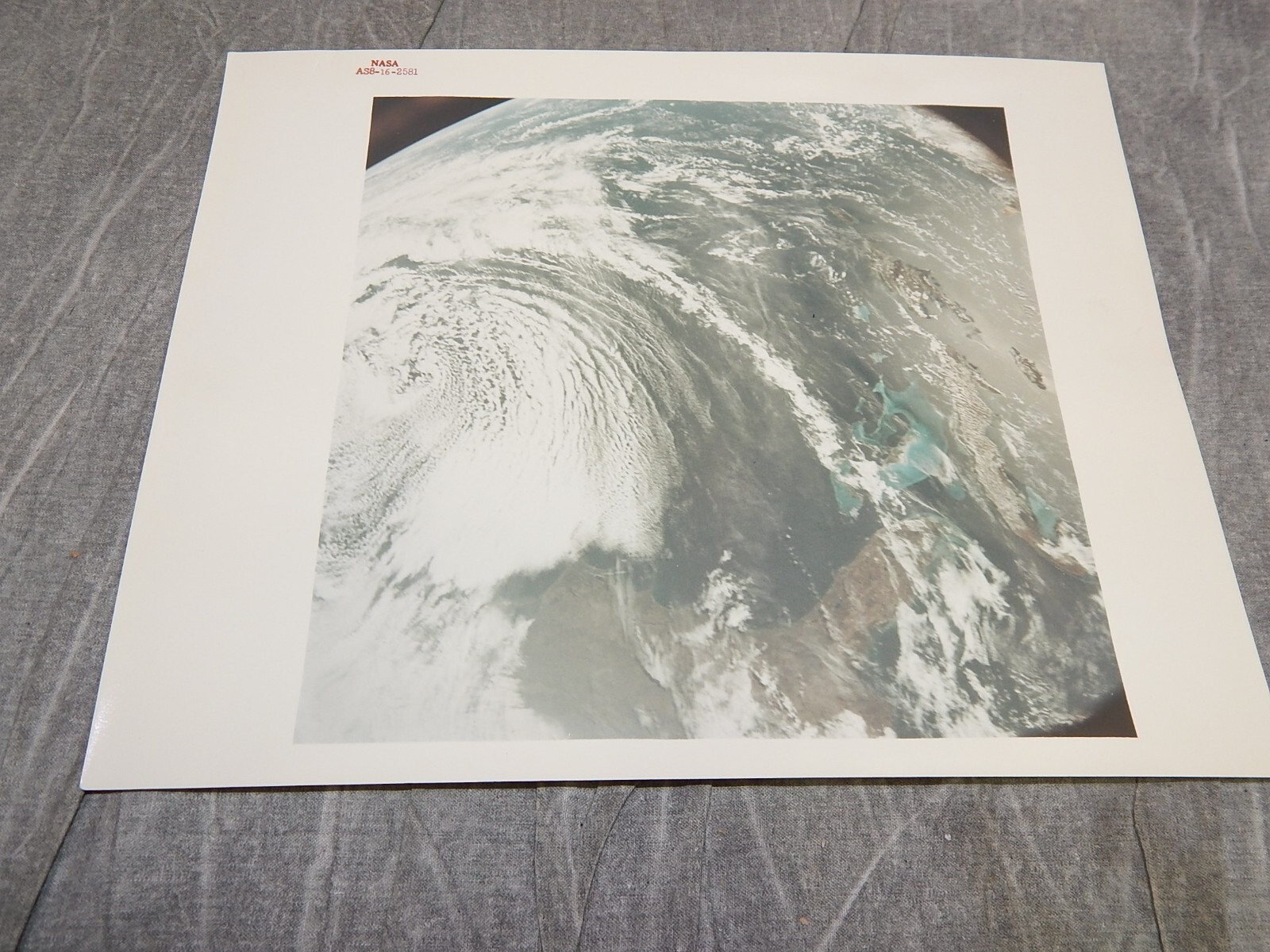 NASA Red Number Photo Apollo 8 Earth from Space AS8-16-2581 - TYPE 1 - A KODAK