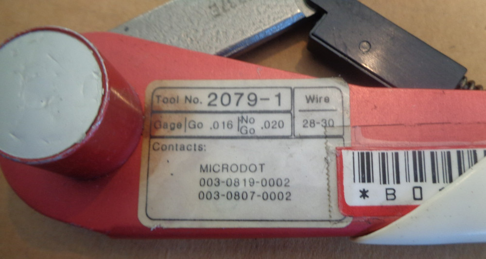 Microdot 2079-1 Crimper or Hand Crimp Tool