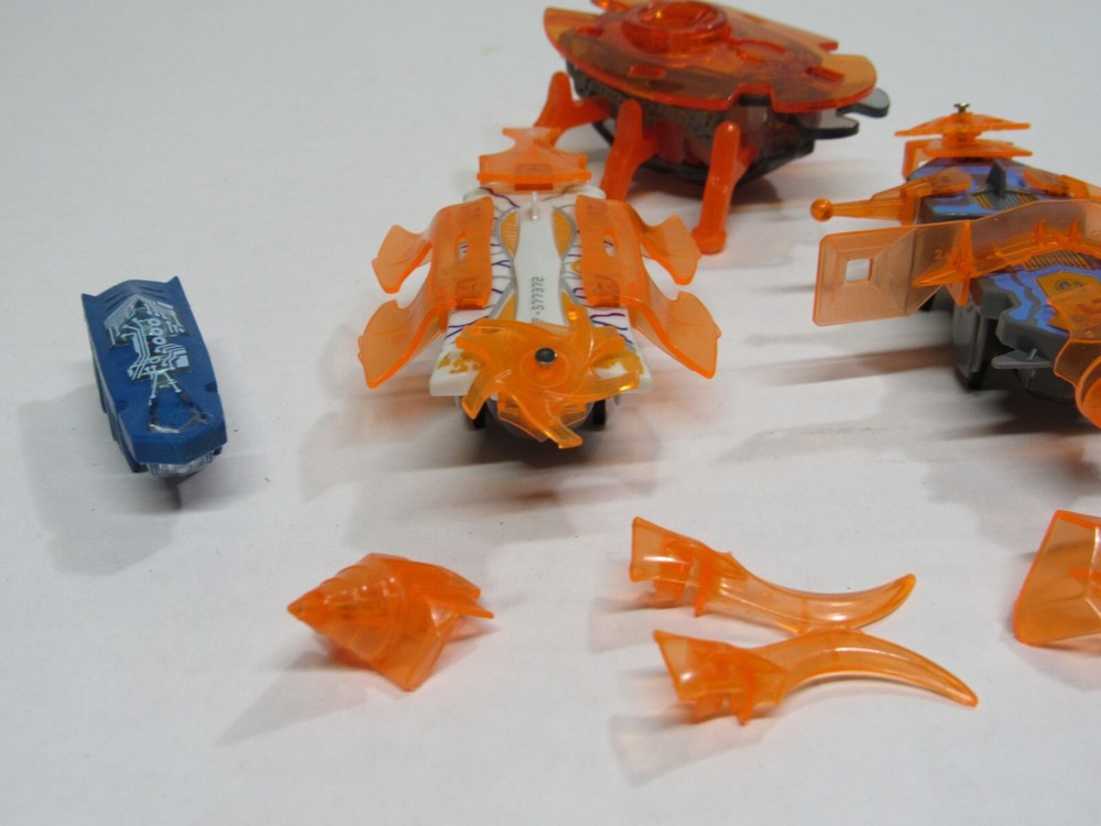 HEXBUG Lot -Gladiators Luminon & Spartera, nano Battlebot Bite Force Push Strike