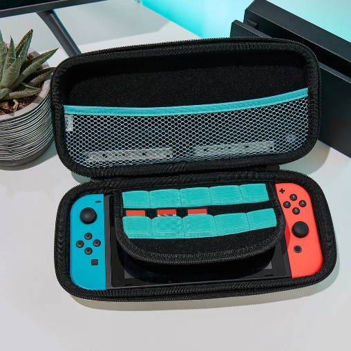 Numskull - Fortnite ‘ Llama’ Case for Nintendo Switch / Switch OLED
