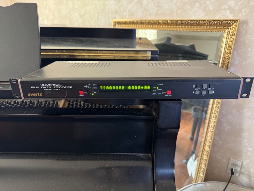 EVERTZ Universal Film Data Decoder Model 5550