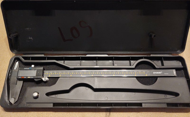 STORM Digital Caliper #3C312 w/Case and Extra Battery