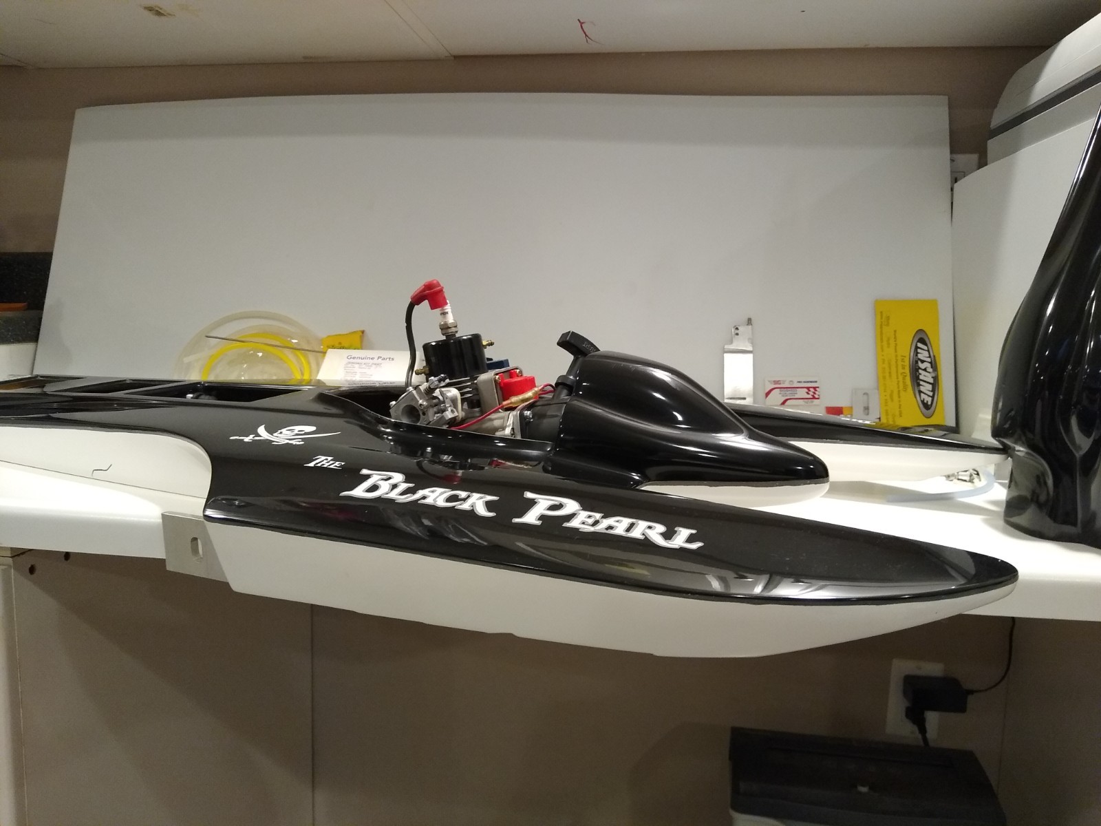 Blazer Whiplash GV Fiberglass Gas RC Race Boat Zenoah IMPBA NAMBA G1 Hydro READ