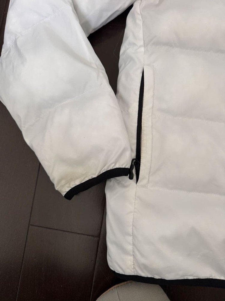 YONEX Down Jacket L Size White/Black