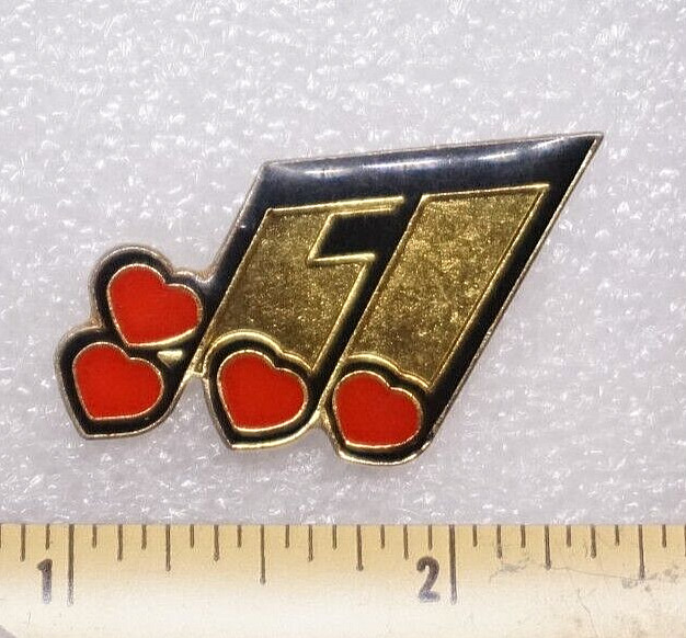 Lapel Hat Pin Music Notes with Hearts