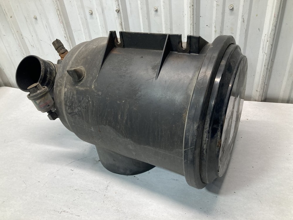 International 8100 Air Cleaner - Used
