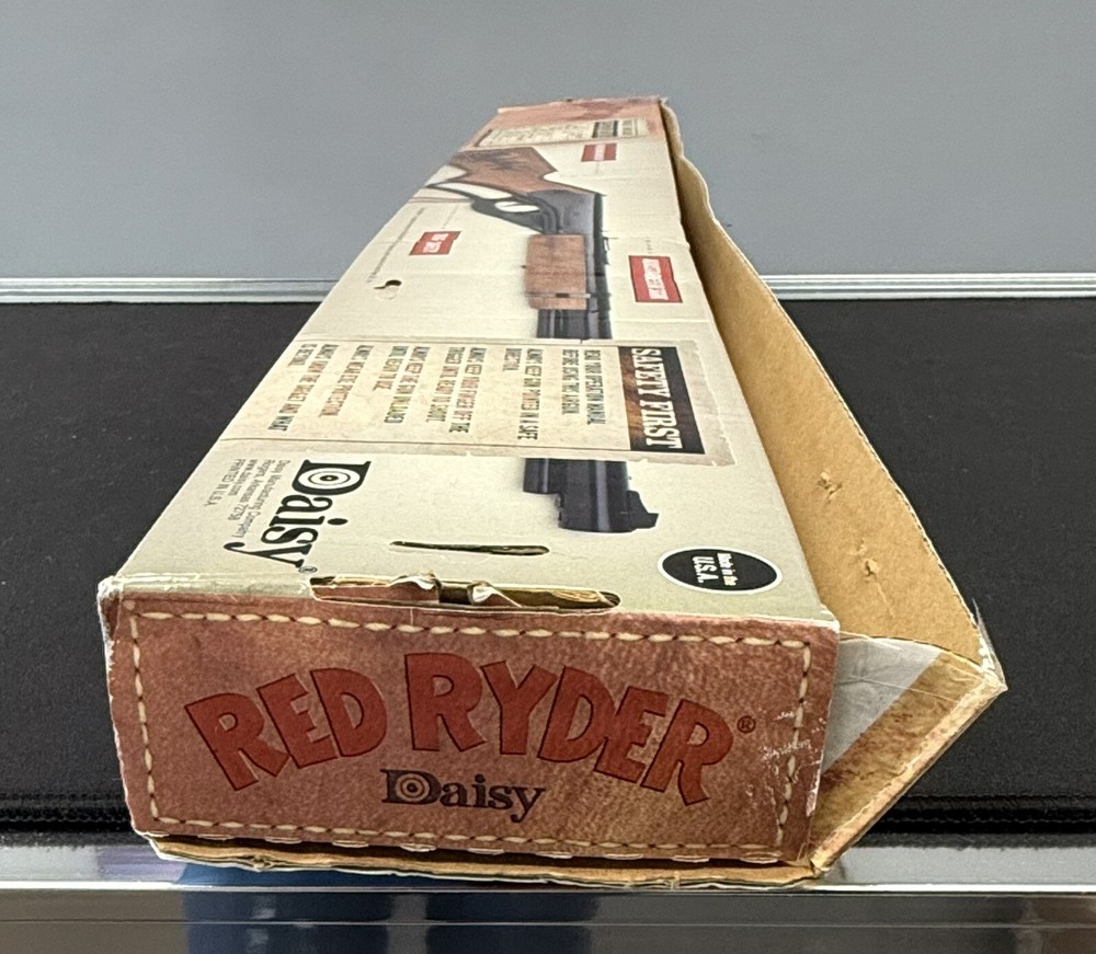 Daisy Red Rider Millenium Edition 2000 BB Gun Unused With Inserts W Box