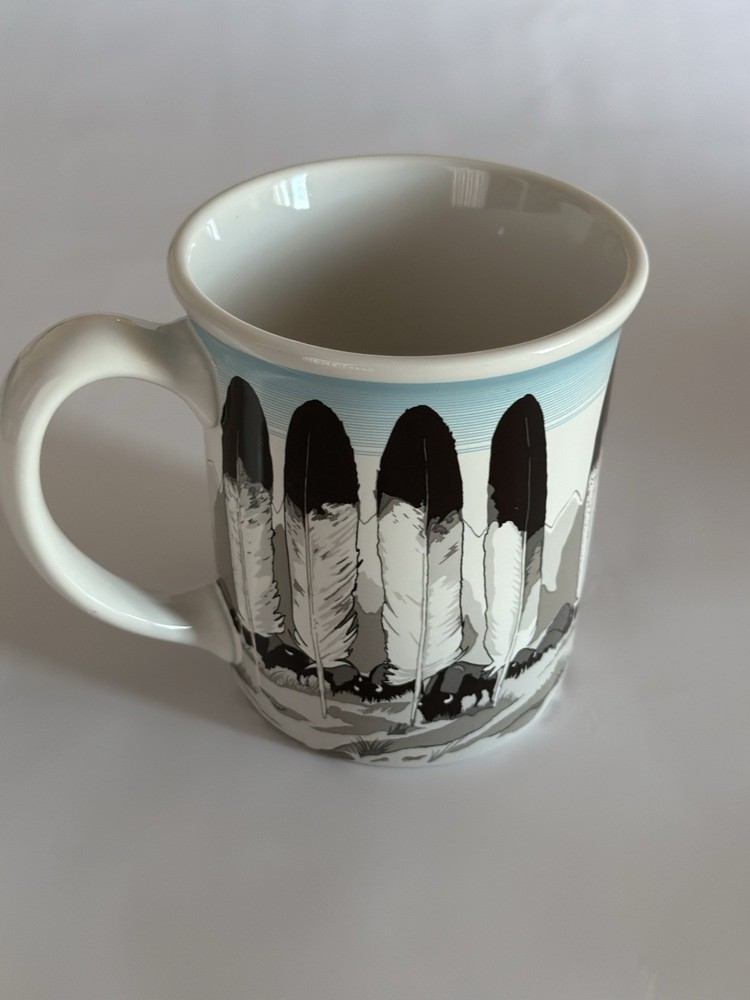 PENDLETON Legendary Ceramic Mug "In Their Element" Feathers 18 oz