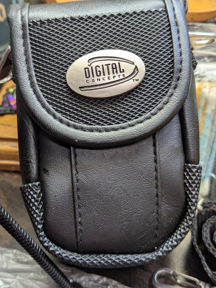 Digital Camera Starter Accessory Kit (Digital Concepts) Fits Most~Tripod/Case