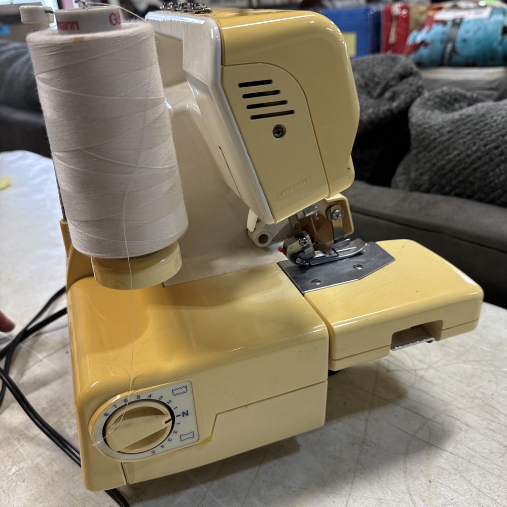 Singer Overlock Sewing Machine Model# 14T948DS Serger Works