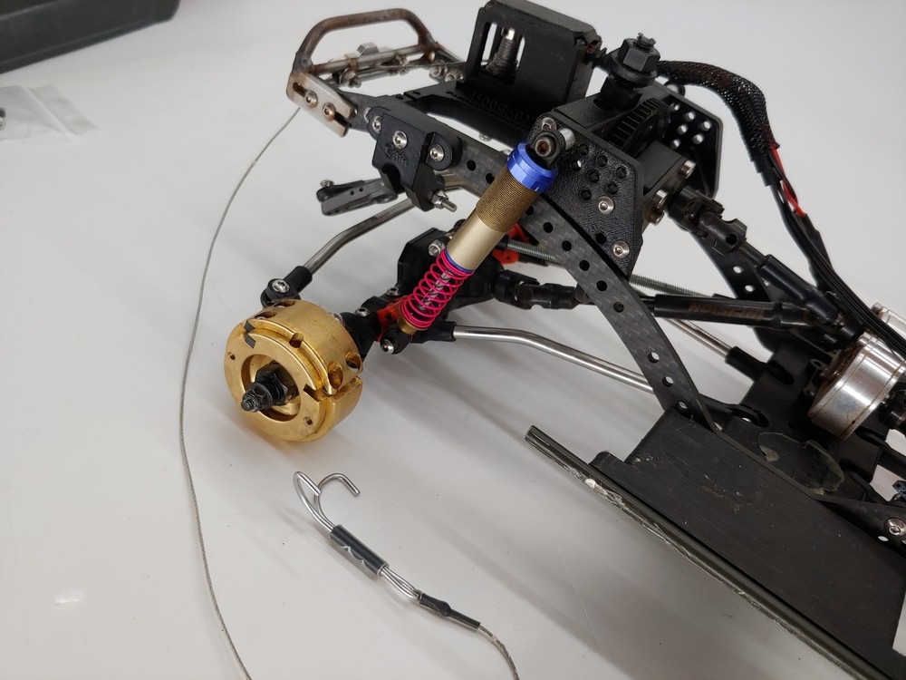 CUSTOM CLASS 2 ROCK CRAWLER 1/10 4X4 ROLLER SLIDER CHASSIS GARAGE HACK WERX KYOS