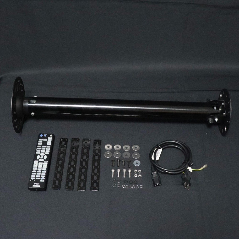 Epson EB-G7800 Projector Ceiling Mount / Remote / Cable Included