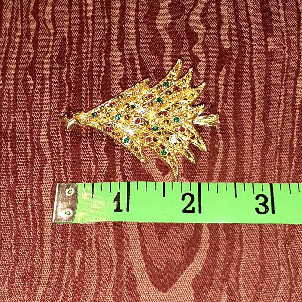 CHRISTMAS TREE Multicolor Rhinestone Gold Tone Open Work Brooch/Pin