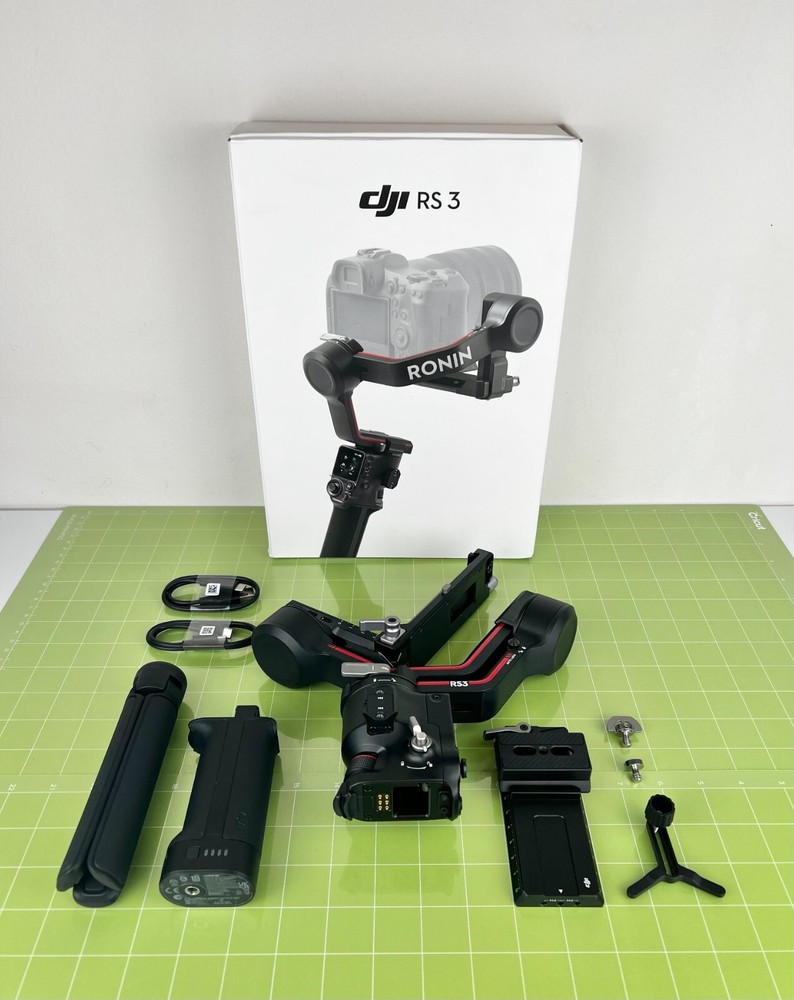 DJI RS 3 3-Axis Gimbal Stabilizer - Unactivated