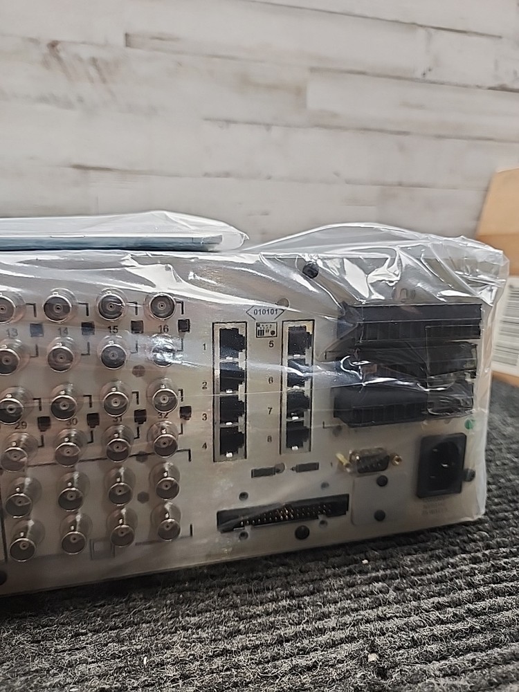 PELCO SYSTEM 6800 CM6800E-48X8 MATRIX SWITCHER CONTROLLER