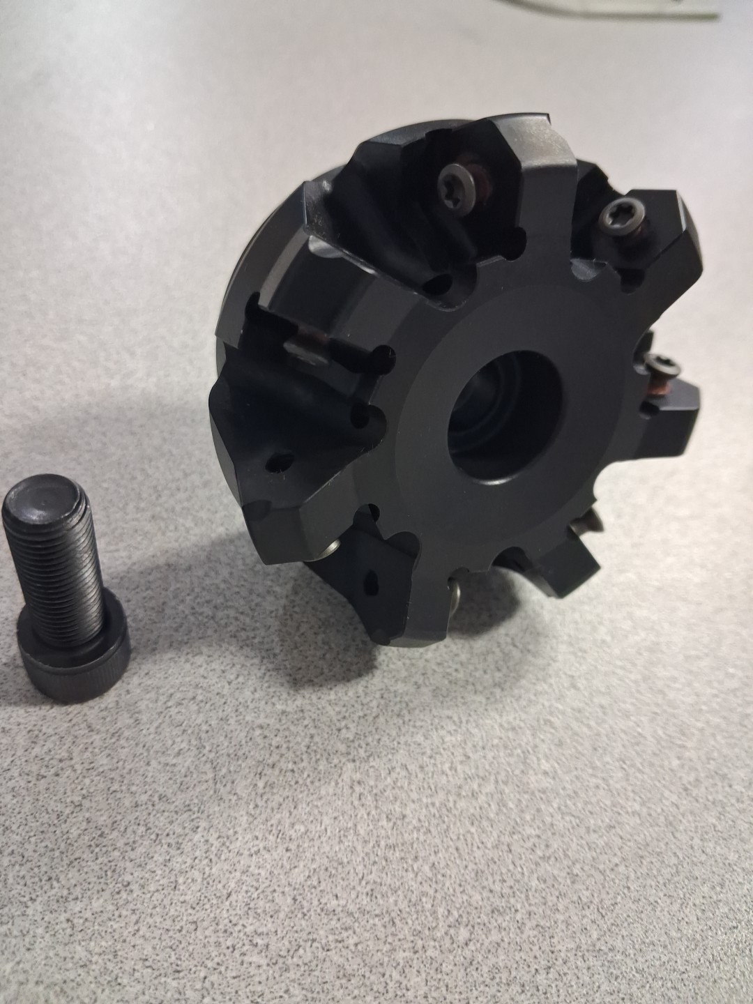 Kennametal Dodeka 45° Shell Mill (KSHR250HN5345M3) *Great Shape*