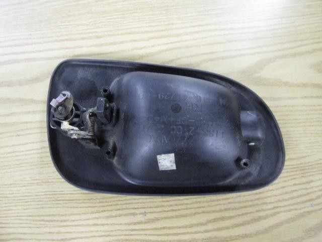 For 2004 FREIGHTLINER M2 112 DOOR HANDLE Right , MD