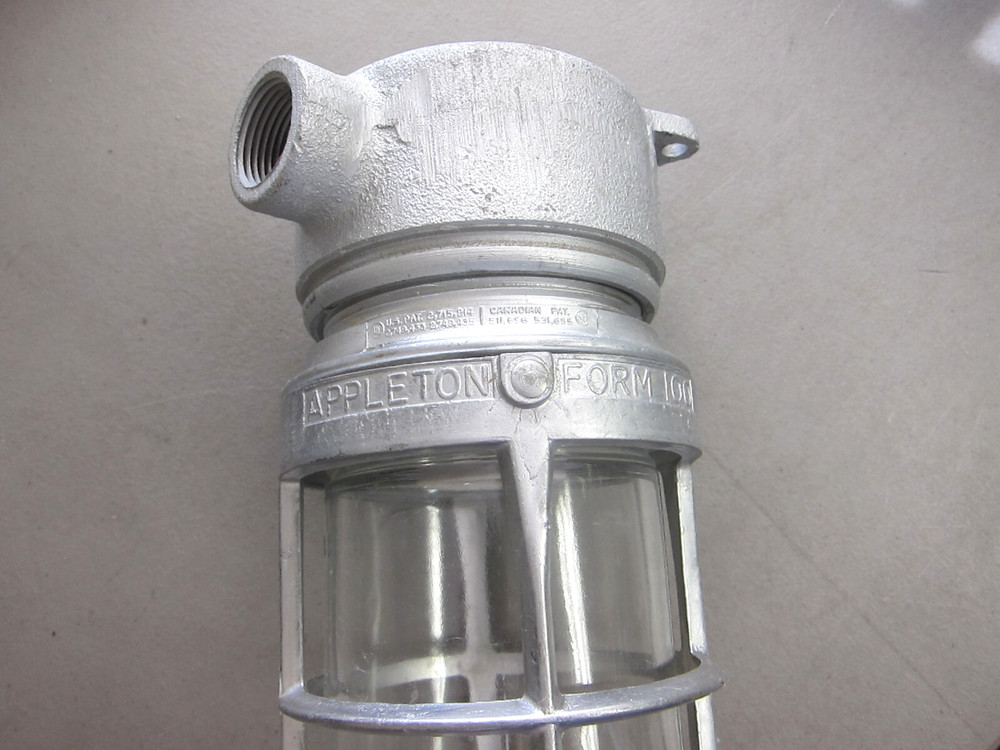 APPLETON FORM 100 EXPLOSION PROOF LIGHT W/ CAGE And GLOBE - FREE SHIPPING