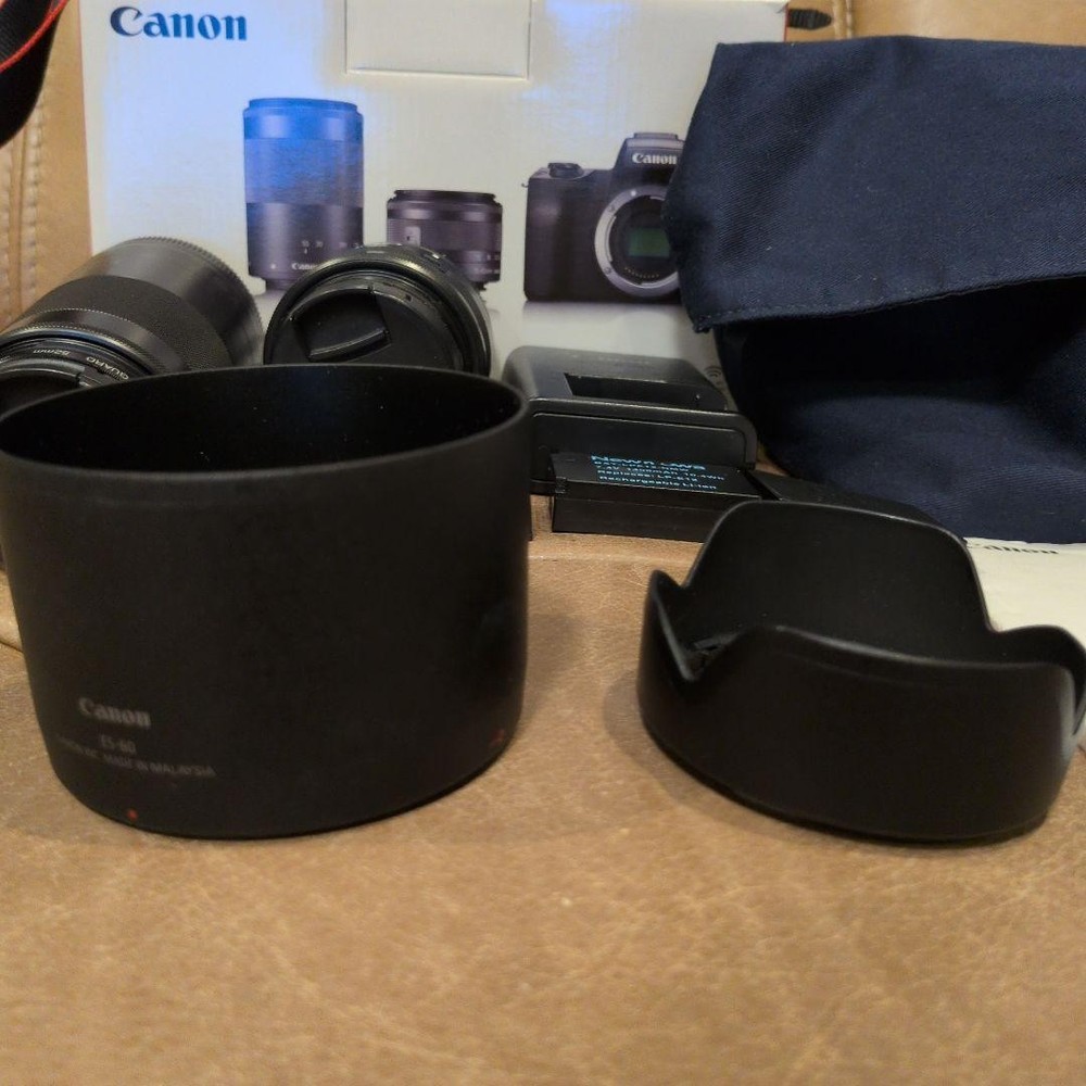Canon EOS Kiss M 874082