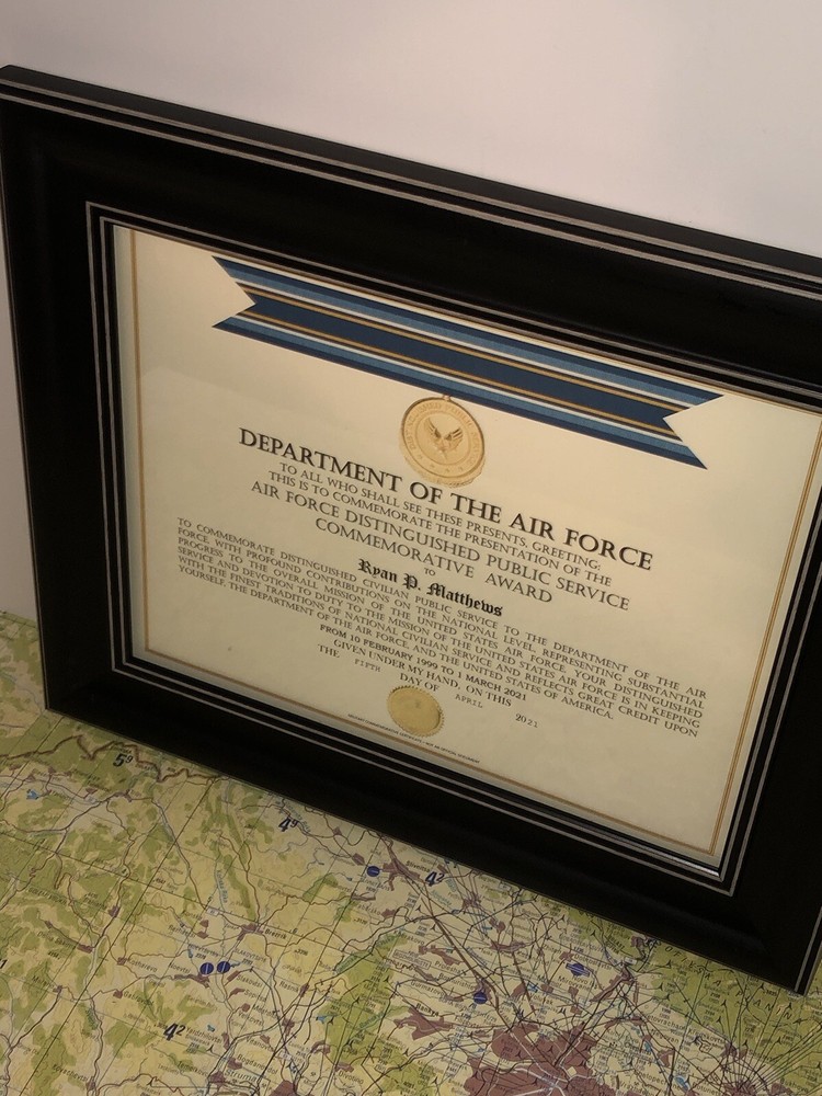 USAF DISTINGUISHED PUBLIC SERVICE COMMEMORATIVE AWARD CERTIFICATE Type-1