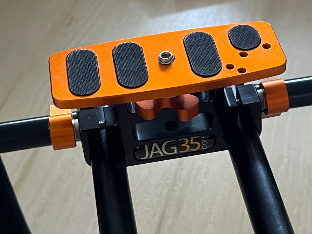 JAG35 extremely versatile and well balanced shoulder rig