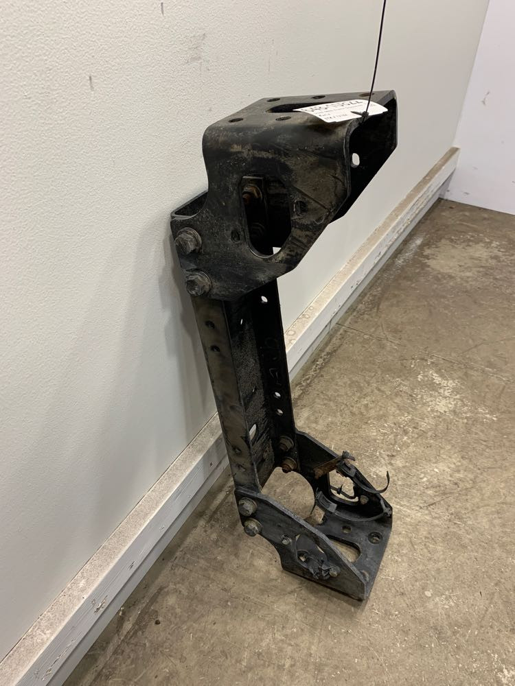 2013 International 4400 Frame Crossmember (648-10822)