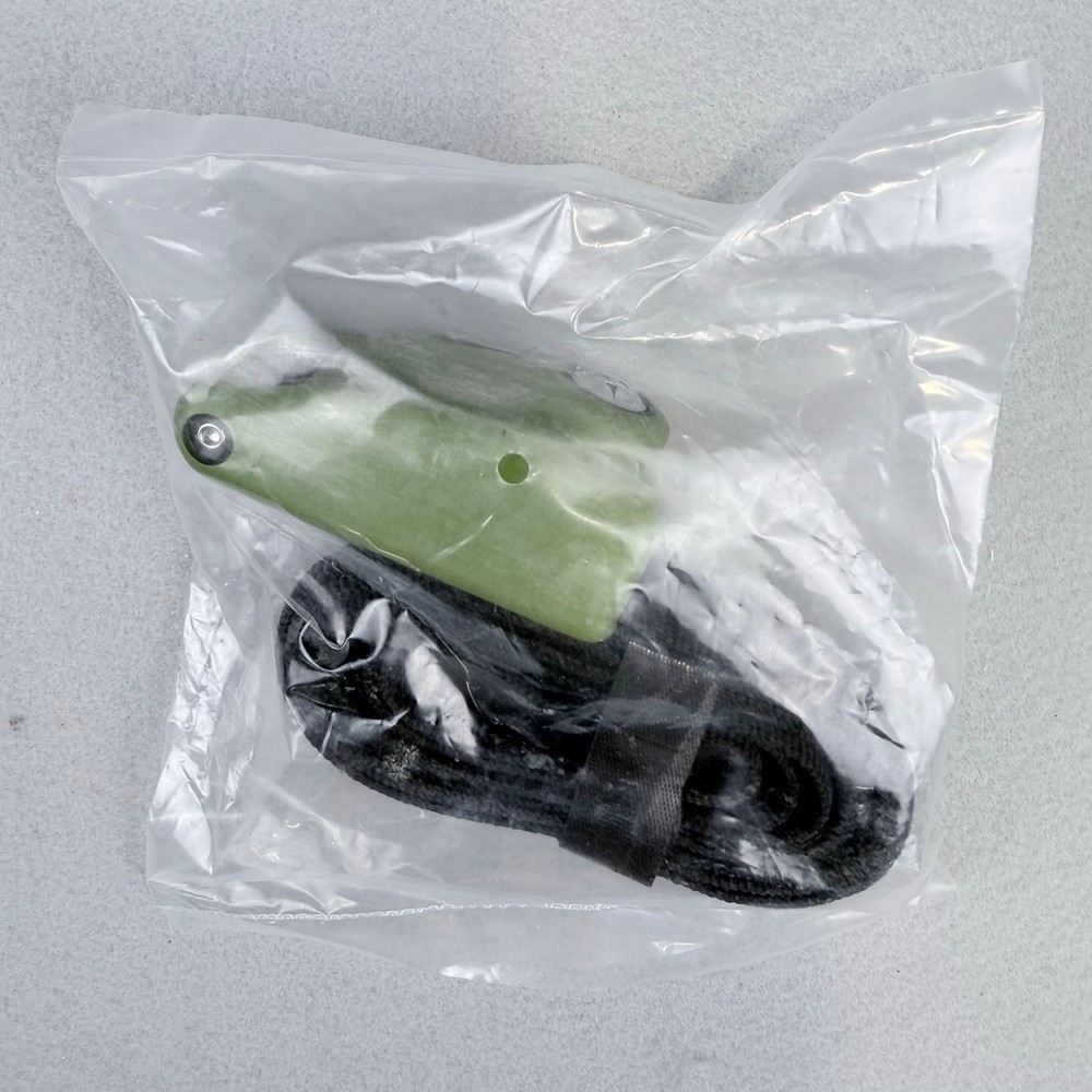 Universal Security Camera Tree Mount Security Strap Key Locking Trail Hunt Scout