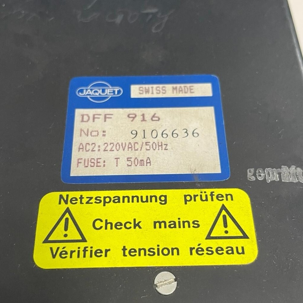 JAQUET DFF916 DIGITAL DISPLAY TACHOMETER