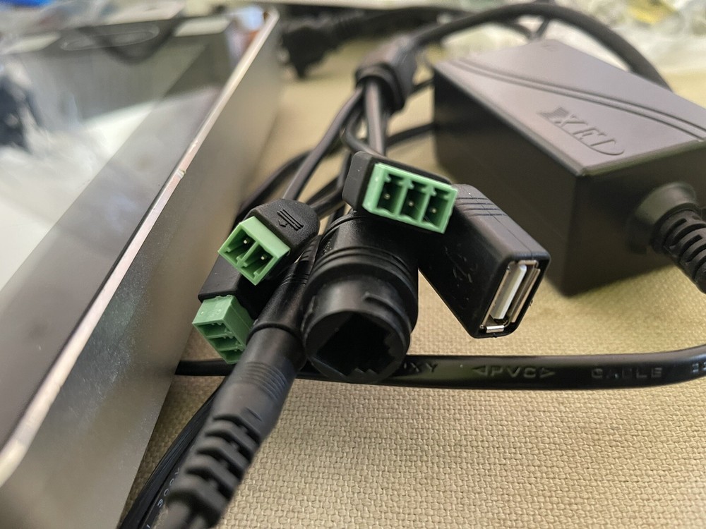 TURING Screening Temperature Kiosk