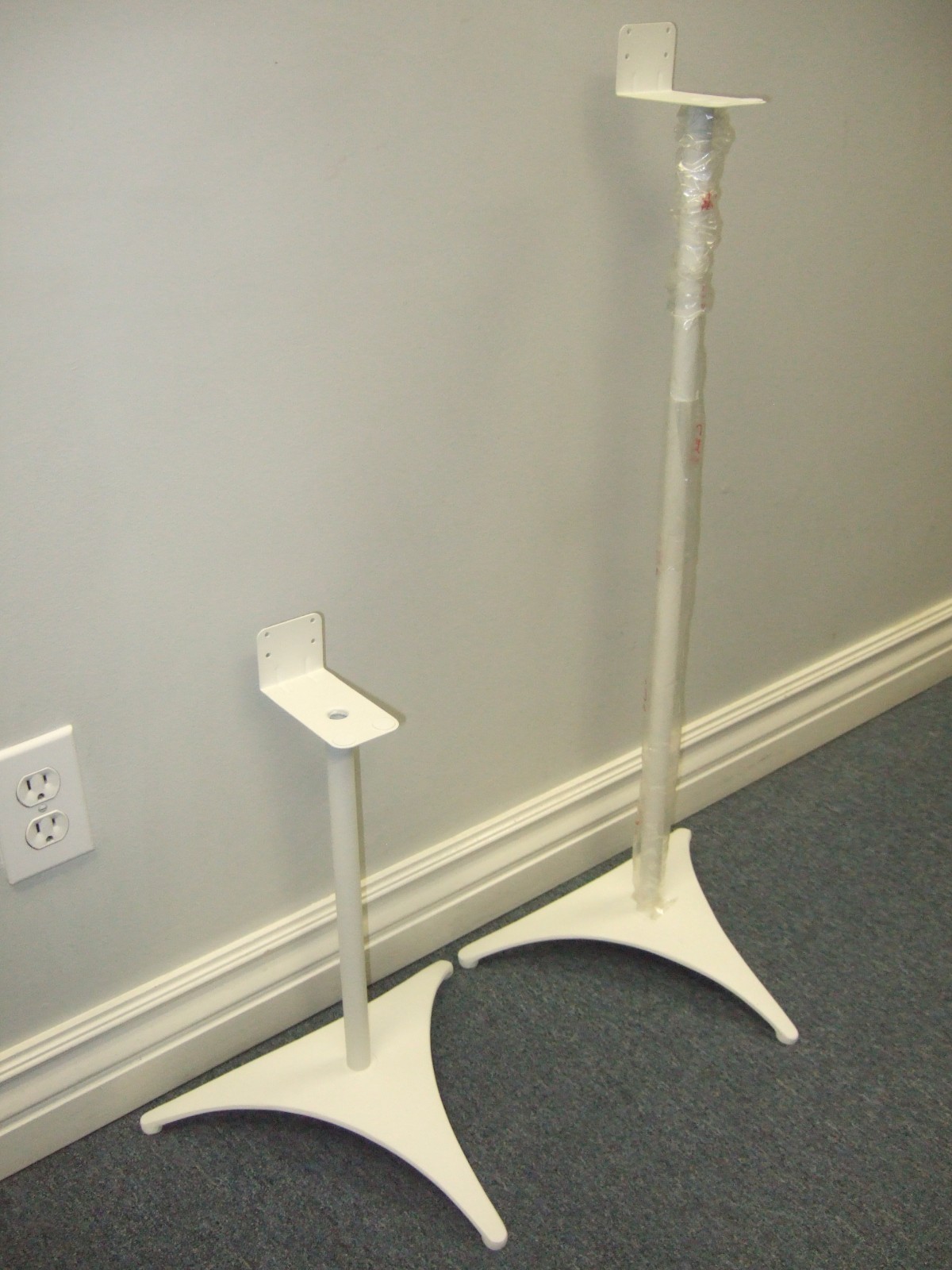 Energy API-HT-3 White Speaker Stands