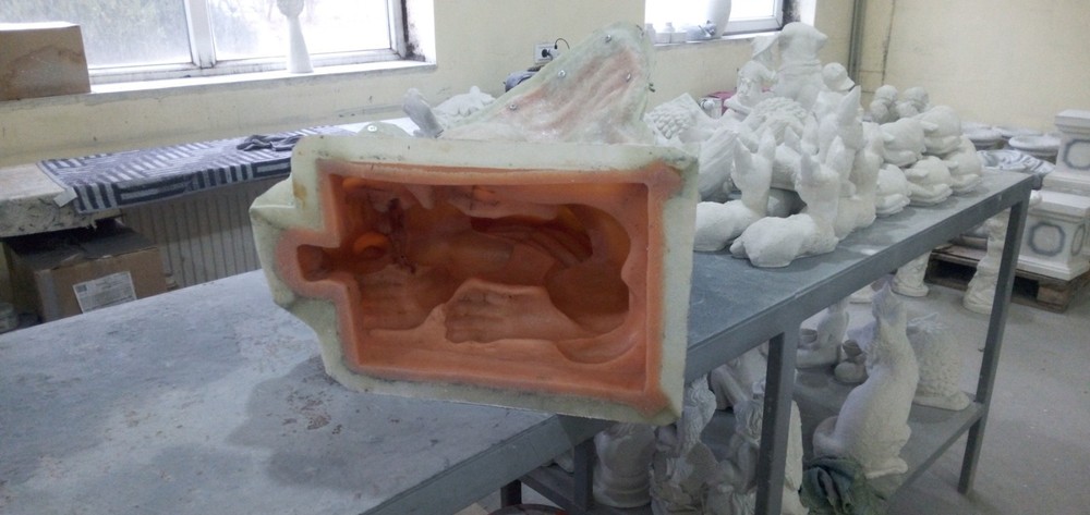 Polyurethane flexible mold with a plastic frame"Gorgul on a chain"
