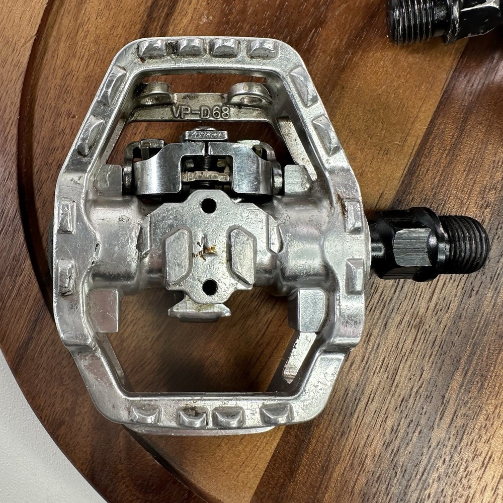 VP-D68 Black Clipless Pedals MTB Dual Sided 9/16