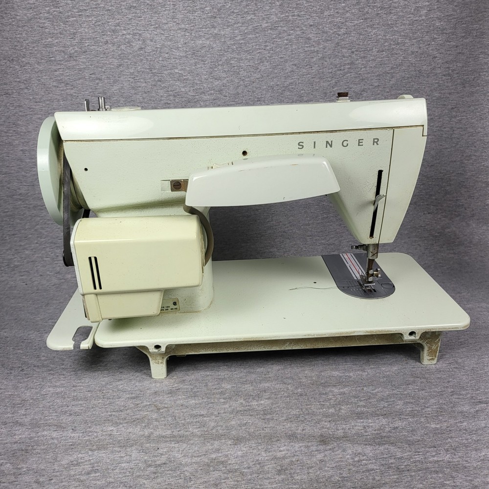 Singer 257 Sewing Machine - Untested As-is NO PLUG OR PEDAL