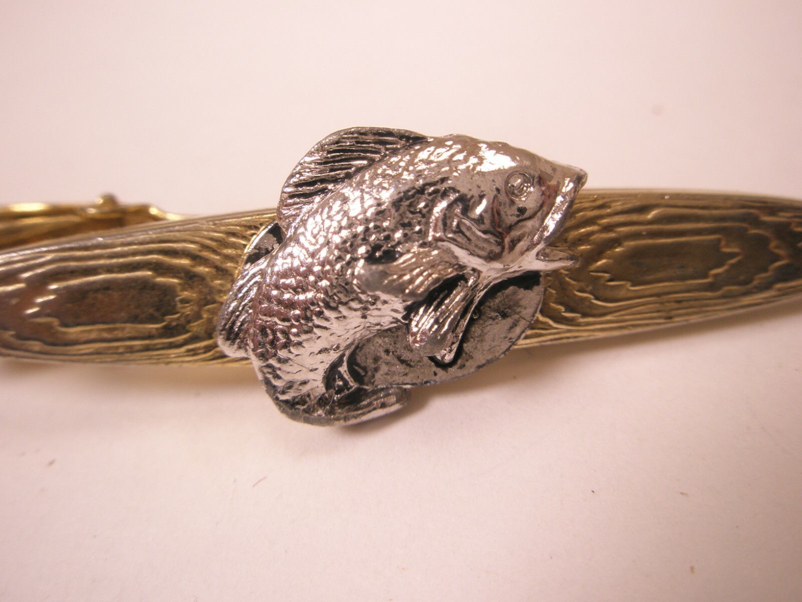 Bass Fishing Vintage ANSON Tie Bar Clip salmon steelhead muskie trout animal