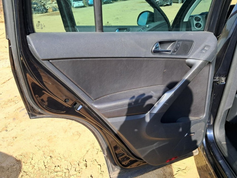 Fuse Box Engine Compartment Fits 12-16 EOS 4859822