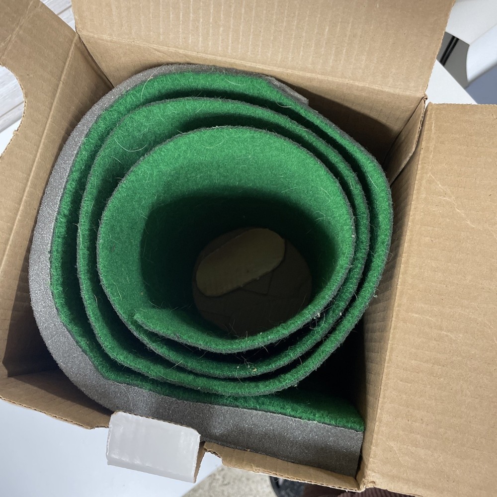 GRASSROOTS PUTT-A-BOUT CHALLENGER 1 PUTTING GREEN - OPEN BOX