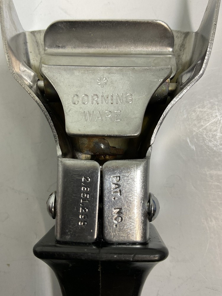 Vintage Corning Ware Twist Handle PreownedKitchenCom