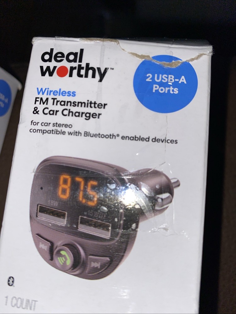 FM Bluetooth Transmitter Dealworthy Black Damaged Box