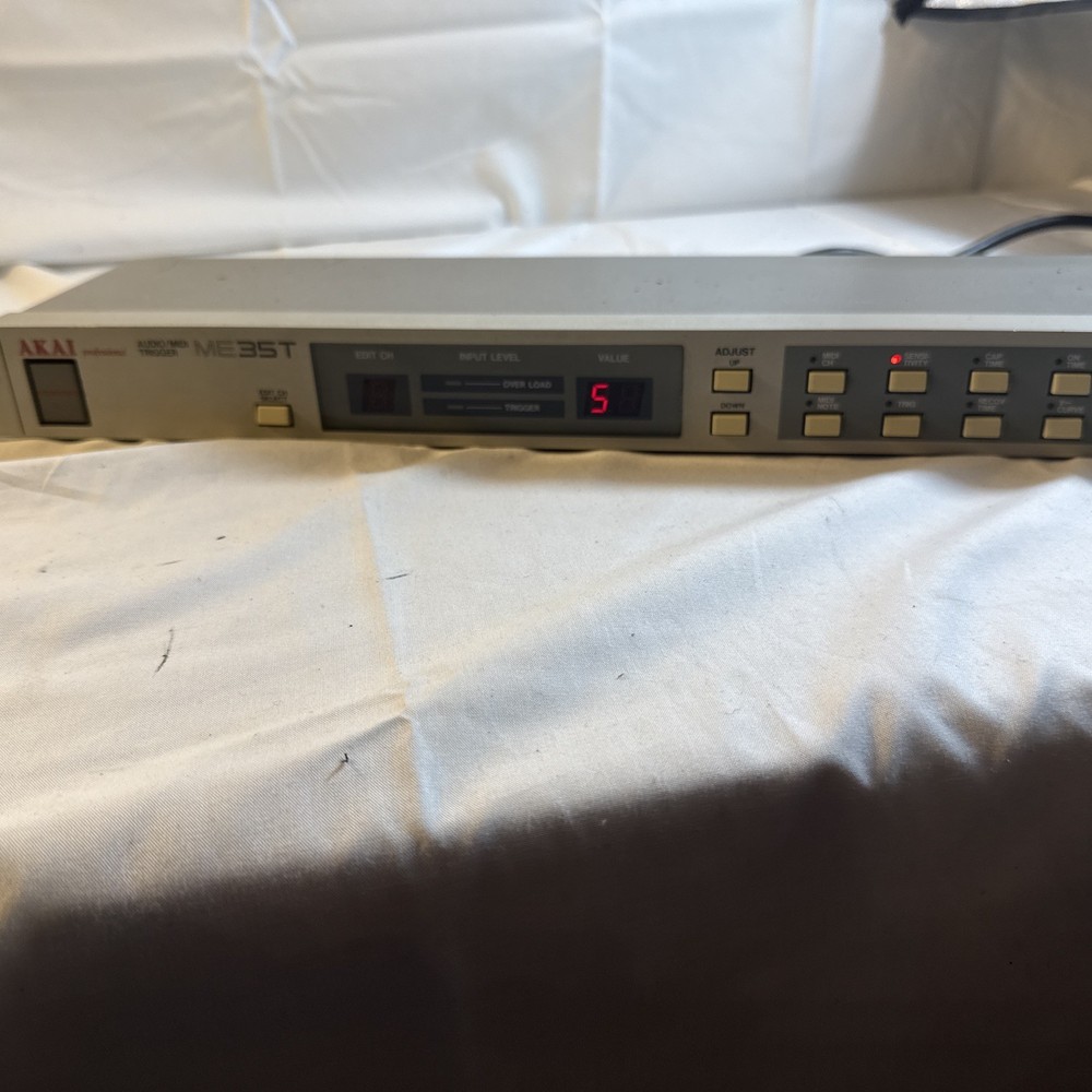 AKAI ME35T Audio/Midi Trigger Unit