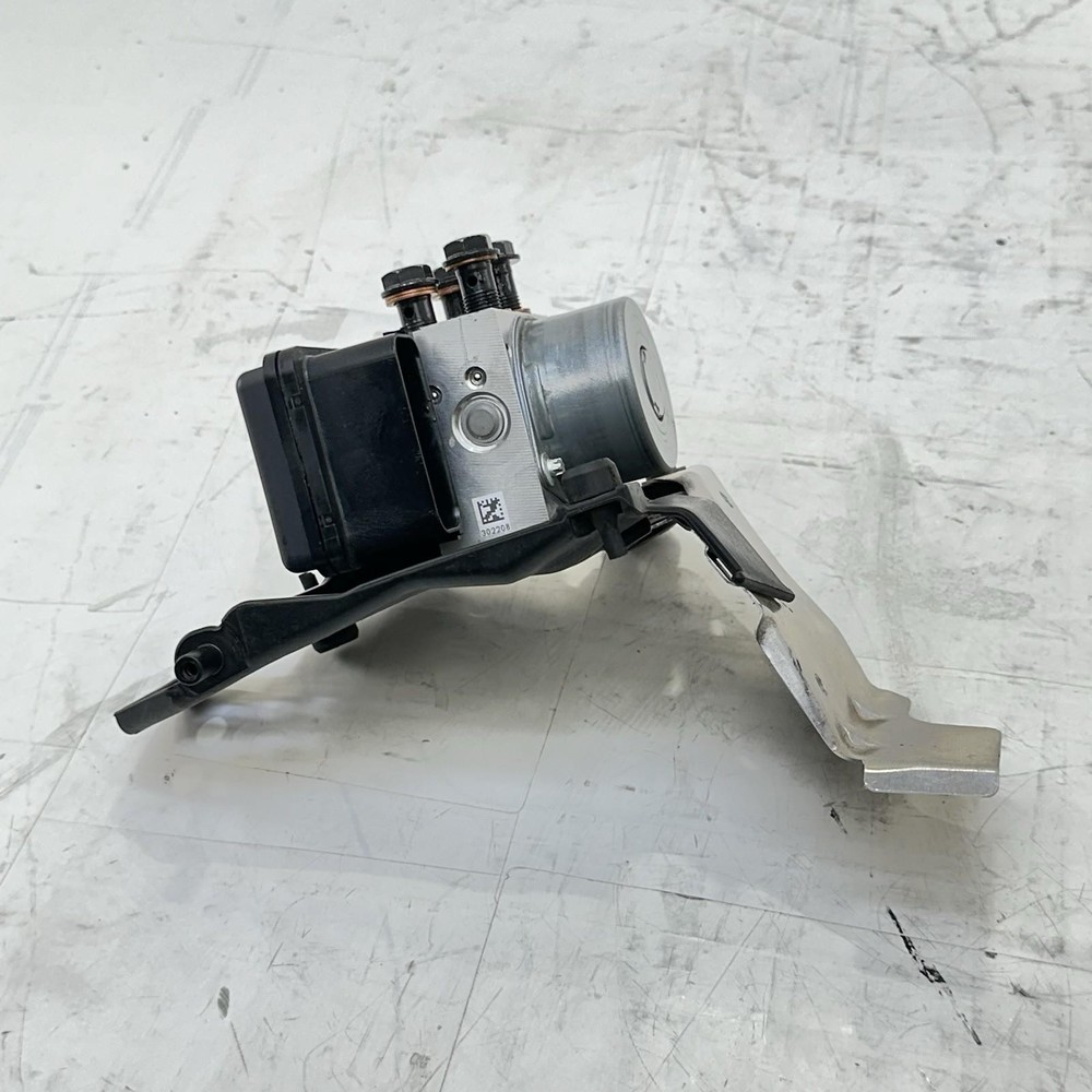 2021 - 2026 APRILIA RSV4 ABS PUMP BRAKE SYSTEM MODULE BRACKET MOUNT