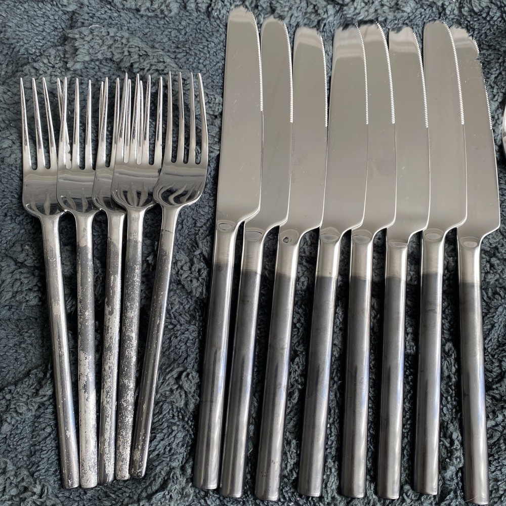 Oneida Raven 29pc Stainless Steel Flatware Set Fork Spoon Knife