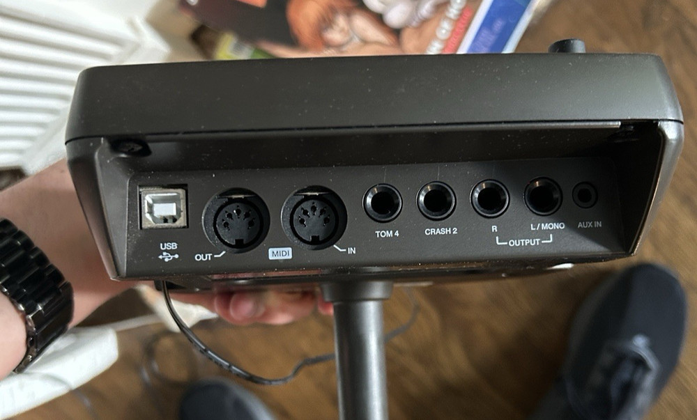 Alesis Nitro DM7X Drum Module + Power Cable - Cracked Screen, Semi Functional