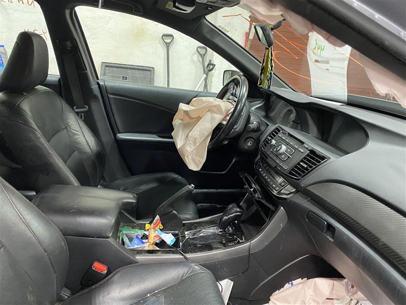 Used A/C Selector Switch fits: 2017 Honda Accord automatic temperature control U